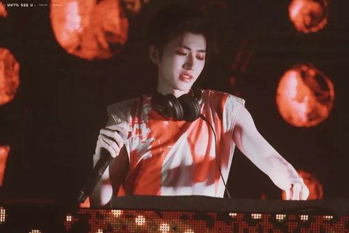 蔡徐坤打碟视频,音乐魅力与舞台风采完美融合